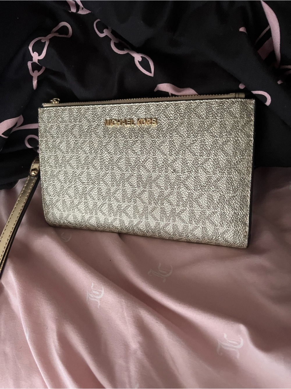 Michael Kors Logo Wristlet Wallet